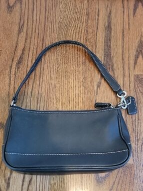 Coach Vintage Demi Hampton Black Excellent Used Condition